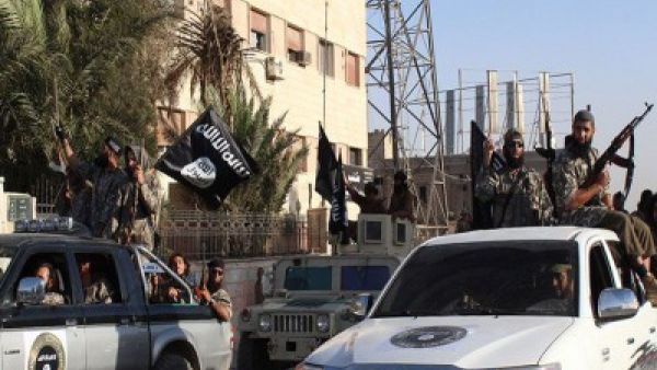 عناصر من تنظيم داعش