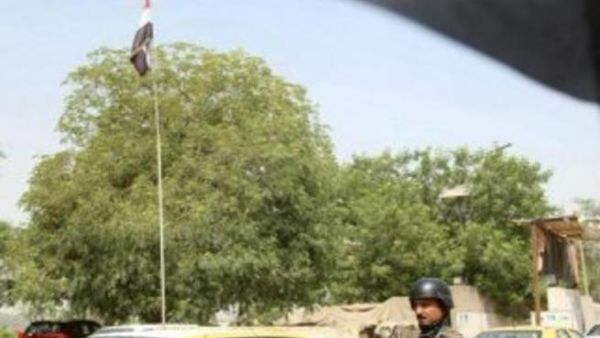 حاجز للشرطة العراقية في وسط بغداد