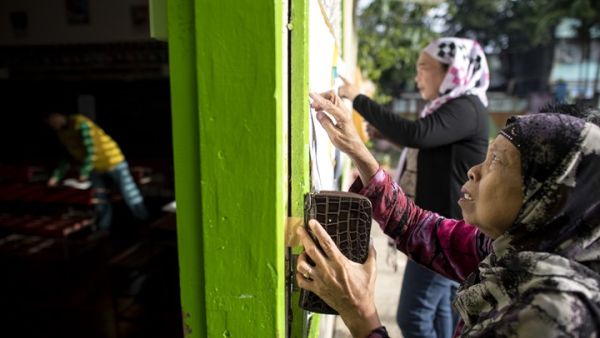 مسلمون بجزر مينديناو خلال التصويت على الحكم الذاتي