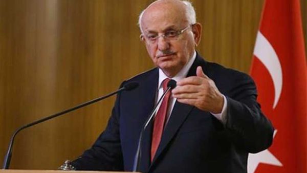 رئيس البرلمان التركي إسماعيل قهرمان