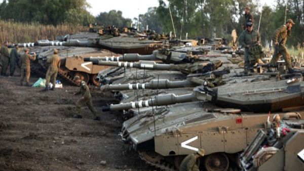 دبابات اسرائيلية