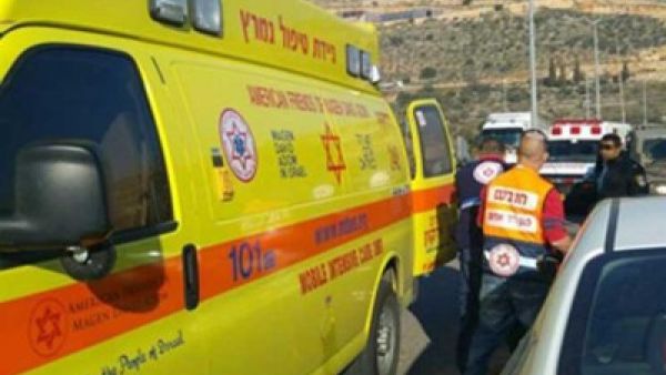 فلسطينية تطعن شرطيا اسرائيليا في أريحا بالضفة الغربية
