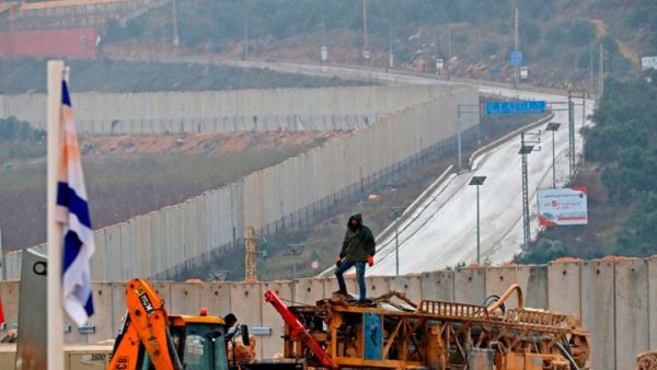 أكد المتحدث أنه "مع اكتشاف النفق السادس تم استكمال كشف جميع المسارات التي حفرها حزب الله"