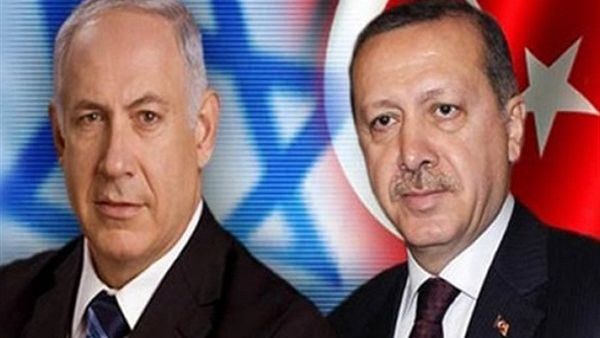 10 نشطاء أتراك استشهدوا بنيران الاحتلال على متن السفينة - أرشيف