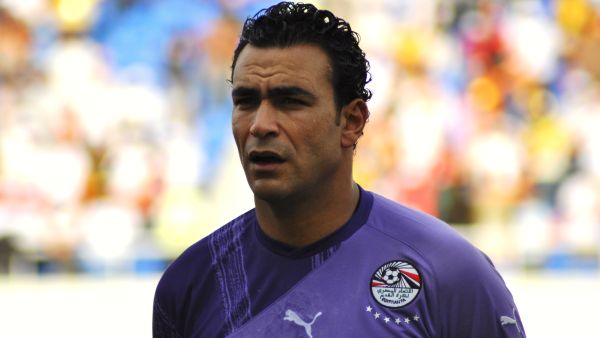 حارس مرمى المنتخب المصري عصام الحضري