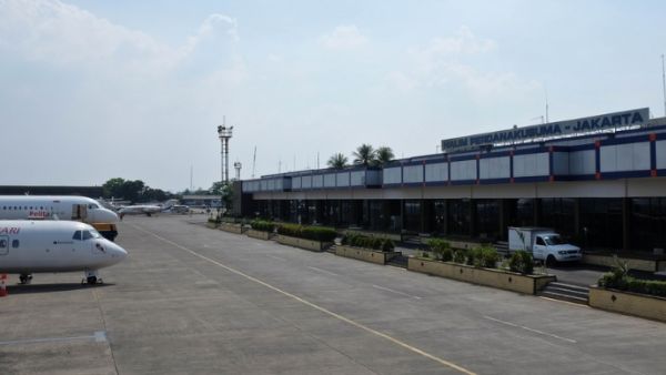 ضرب سعوديين في مطار جاكرتا