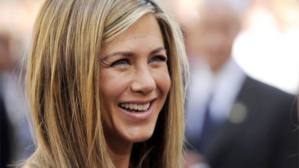 Jennifer Aniston has landed the leading role in the new Iraq War drama film 'The Yellow Birds' alongside Jack Huston. (Zeenews.india.com)