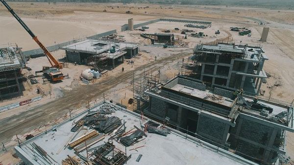 The grading works cover around 1.1 million square metres of the three million square metre site. The grading works cover around 1.1 million square metres of the three million square metre site.