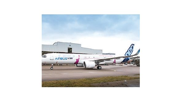 أول طائرة من طراز A321neo ACF.
