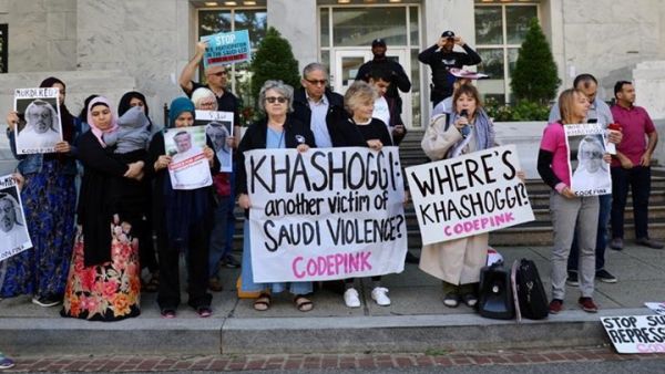  نفى المسؤولون السعوديون ذلك، وقالوا إن الرجل زار القنصلية، لكنه غادرها بعد ذلك
