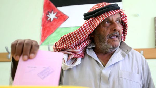 إيماءة باتجاه التغيير

الأردن ما بعد الانتخابات.. حكومة أمام الأخطار الإقليمية