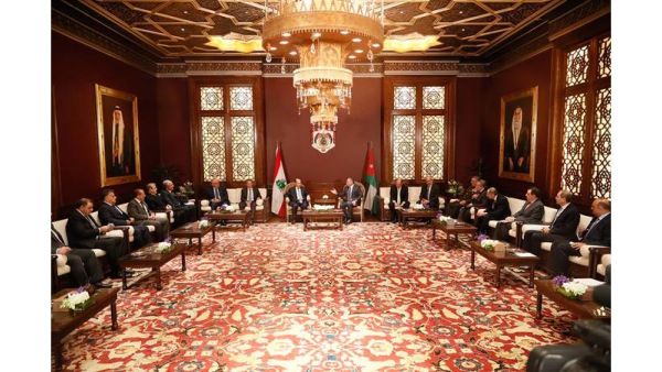 ملك الاردن والرئيس اللبناني يعقدان لقاء قمة في عمان