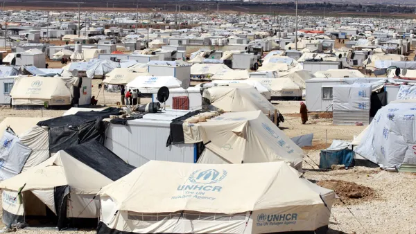 Jordan and Lebanon have welcomed 627,287 and 1.183 million Syrian refugees respectively. (File photo)