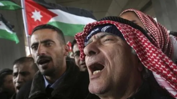 قذائف سورية على الاردن
