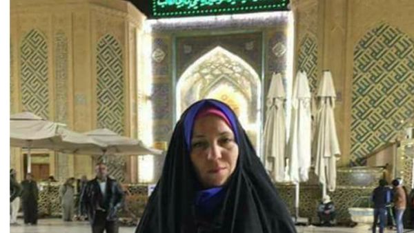 الإعلامية الجزائرية سميرة مواقي