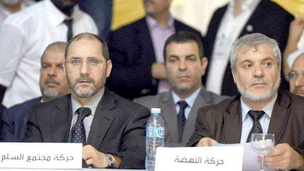 من السهل تجاوز الخلافات بمجرد ظهور المصلحة