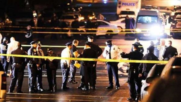 مقتل شخص فجر قنبلة أنبوبية في عيادة بكاليفورنيا الأمريكية