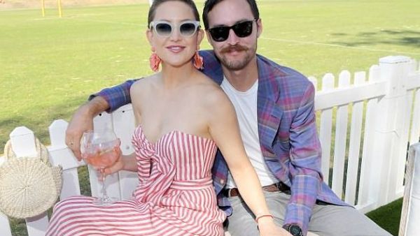 كيت هادسون مع حبيبها داني فوجيكاوا