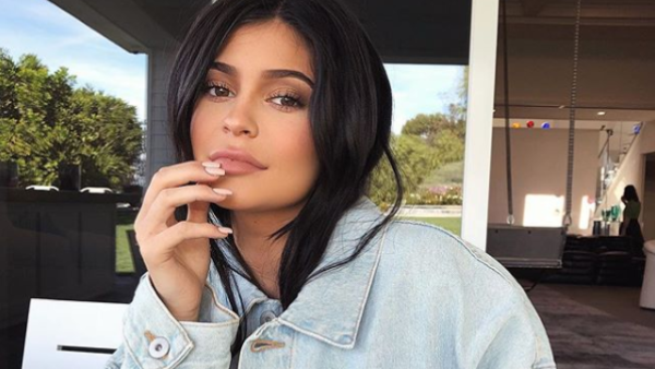 كايلي جينير (instagram.com/kyliejenner)