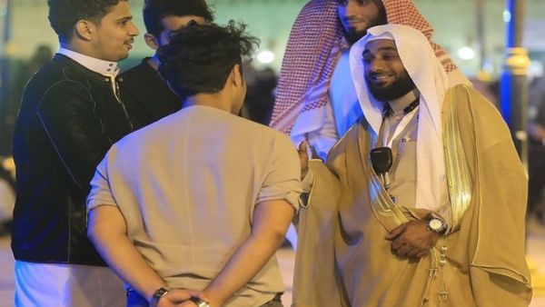 الخضير ترأس سابقا فرع هيئة الأمر بالمعروف والنهي عن المنكر في منطقة الخبراء وسط المملكة 
