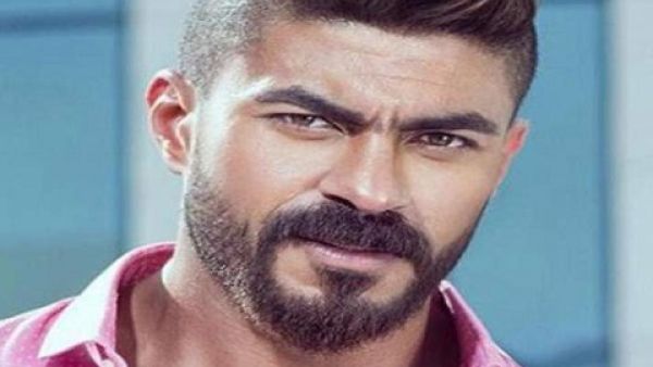 جهمور خالد سليم يطلب له الدعاء بالشفاء