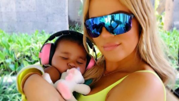 The 'Keeping Up With The Kardashians' star admitted she found it difficult to feed her daughter True naturally (Source: khloekardashian - Instagram) The 'Keeping Up With The Kardashians' star admitted she found it difficult to feed her daughter True naturally (Source: khloekardashian - Instagram)