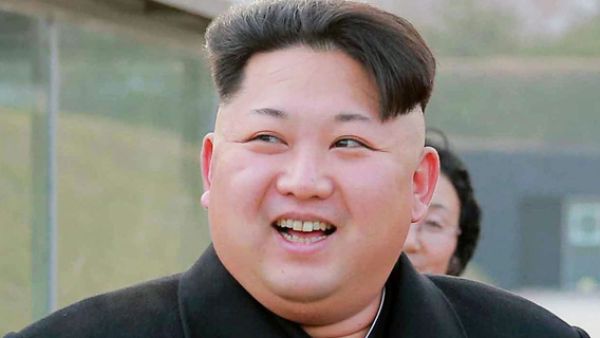 بومبيو يتوجه إلى كوريا الشمالية لإجراء محادثات مع كيم
