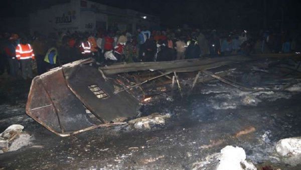 مقتل 40 شخصا بانفجار شاحنة صهريج في كينيا