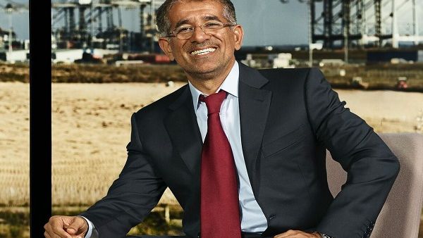عدنان العبار