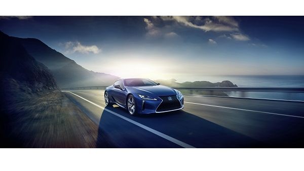 Lexus LC 500h.