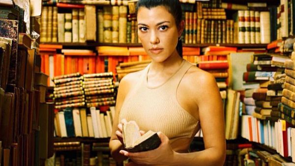 she was glimpsed stepping out in sunny Los Angeles (Source: kourtneykardash / Instaragram )