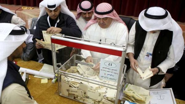 في الدائرة الثالثة فإن نسبة التغيير بعد انتهاء عمليات الفرز وصلت إلى70%