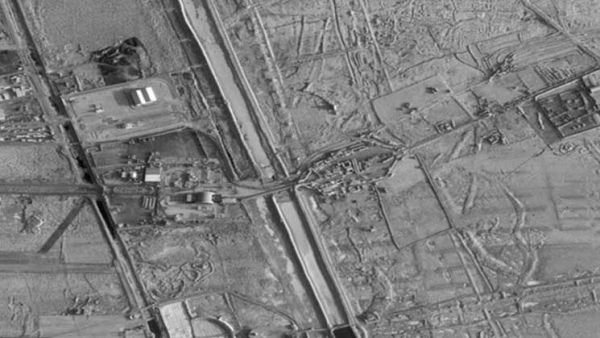 معبر الشلامجة بين إيران والبصرة والقريب من الكويت
