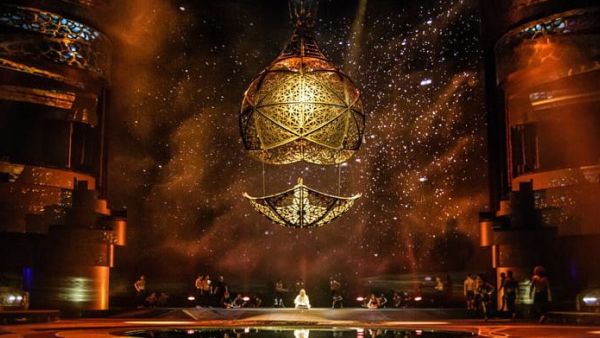 "لا بيرل" يحتفل باليوم الوطني 