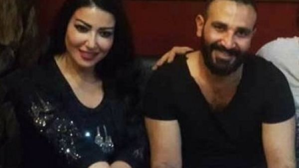 أحمد سعد يوضح سبب شائعة زواجه بسمية الخشاب