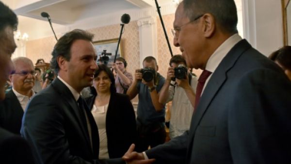 وزير الخارجية الروسي سيرغي لافروف يستقبل رئيس الائتلاف الوطني لقوى الثورة والمعارضة السورية خالد خوجة