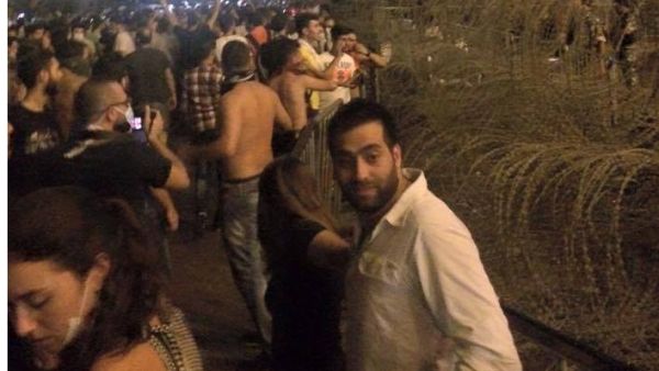 صورة وزعها نشطاء على الفيس بوك 