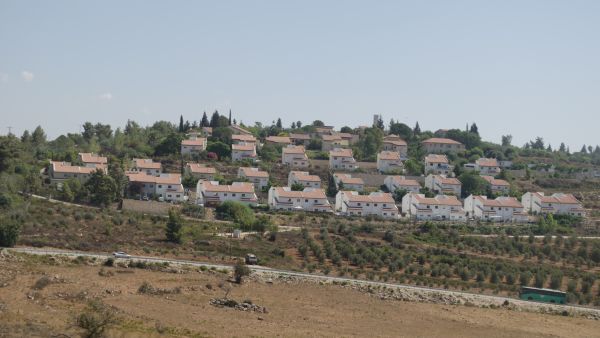 سلام: ليس هناك خطر تمدد "داعش" إلى لبنان