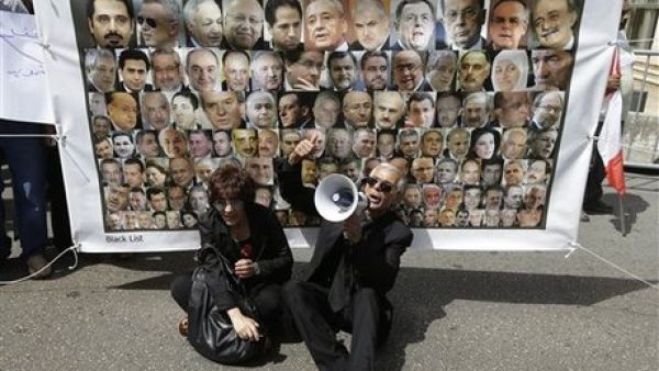 سليمان يطعن بقانون التمديد أمام المجلس الدستوري تمهيدا "لتقصير المدة وإقرار قانون جديد" 