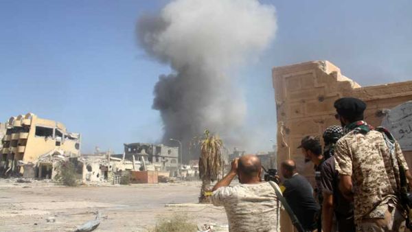 هدوء حذر في سرت الليبية إثر معارك عنيفة خلفت 80 قتيلاً من داعش