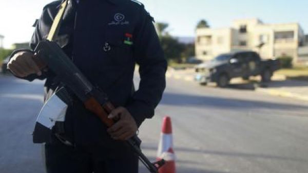 فائز السراج أصبح متهما بتمهيد الطريق لـخليفة حفتر للسيطرة على الجنوب 
