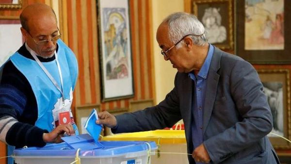 ليبيا تجري انتخابات محلية في أول عملية تصويت منذ 5 سنوات