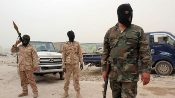  الهجوم تزامن مع هجوم لمسلحي تنظيم "داعش" جنوب مدينة سرت