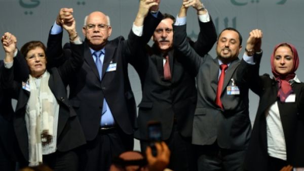 الموقعون على اتفاق الصخيرات بشان تشكيل الحكومة الليبية الجديدة
