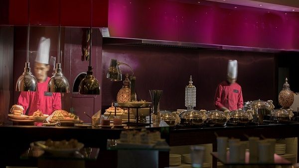 M Hotel Downtown by Millennium - Lemon Pepper Restaurant