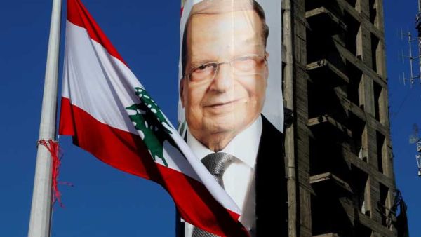 الزعيم المسيحي ميشال عون