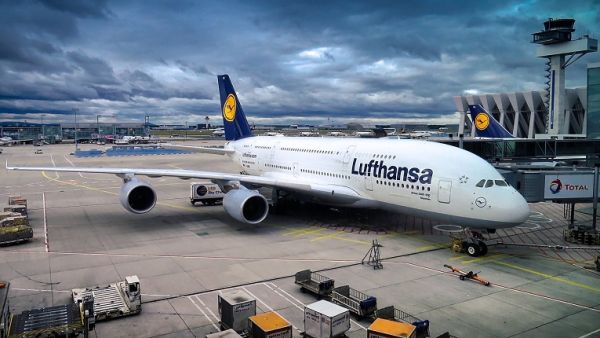 Lufthansa Group Airlines direct connect enables travel agents to work with real-time fares, improved comparison capability based on product and service rather than price.
