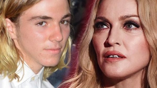 ابن مادونا يصفها بــ(العاهرة) 