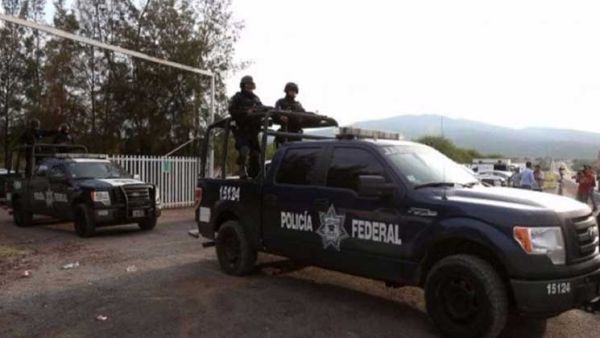 انتشال 32 جثة من حفر جماعية سرية في المكسيك
