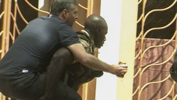 انقاذ الرهائن من الفندق في مالي